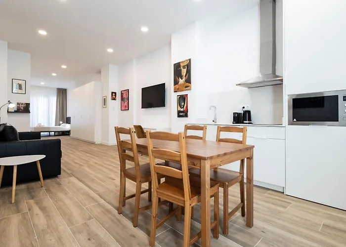 La Casa De La Pintora By Concept Flats